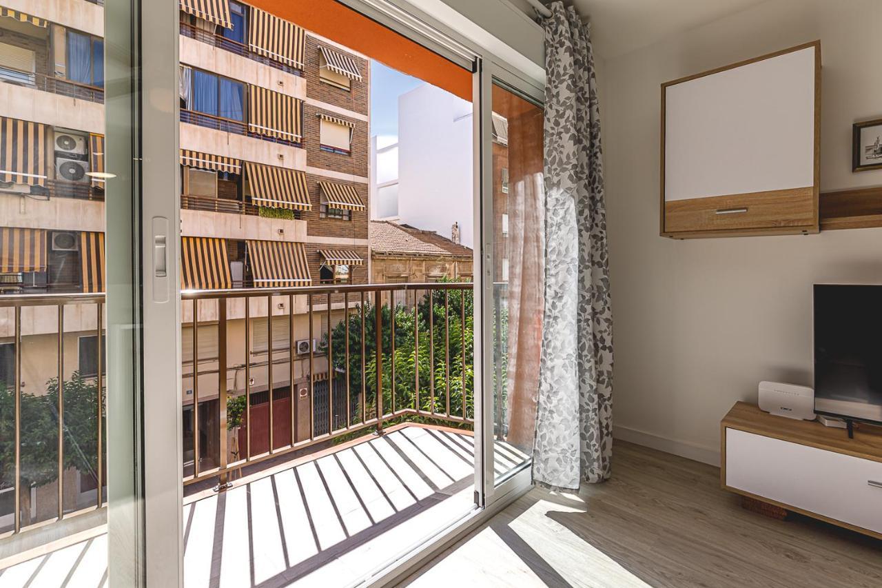 Luminoso Y Acogedor Apartamento Con Ac Аликанте Екстериор снимка